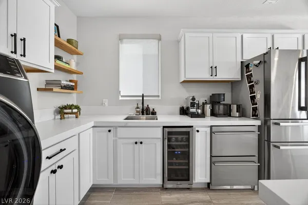 $3,950 | 6480 Castalnova Bend Drive, Las Vegas, NV 89166