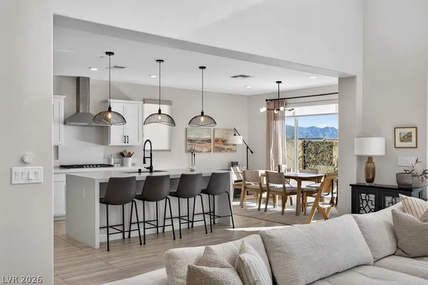 $3,950 | 6480 Castalnova Bend Drive, Las Vegas, NV 89166