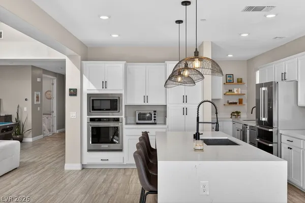 $3,950 | 6480 Castalnova Bend Drive, Las Vegas, NV 89166