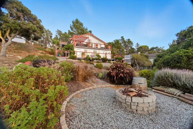 $1,199,995 | 18530 Berta Ridge Place, Salinas, CA 93907