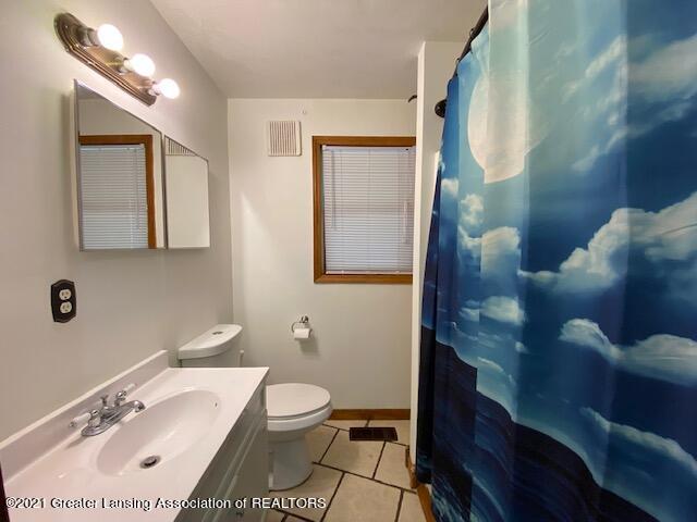 5956 Park Lake Road Bath, MI 48808 - Photo 12 of 29 Bath