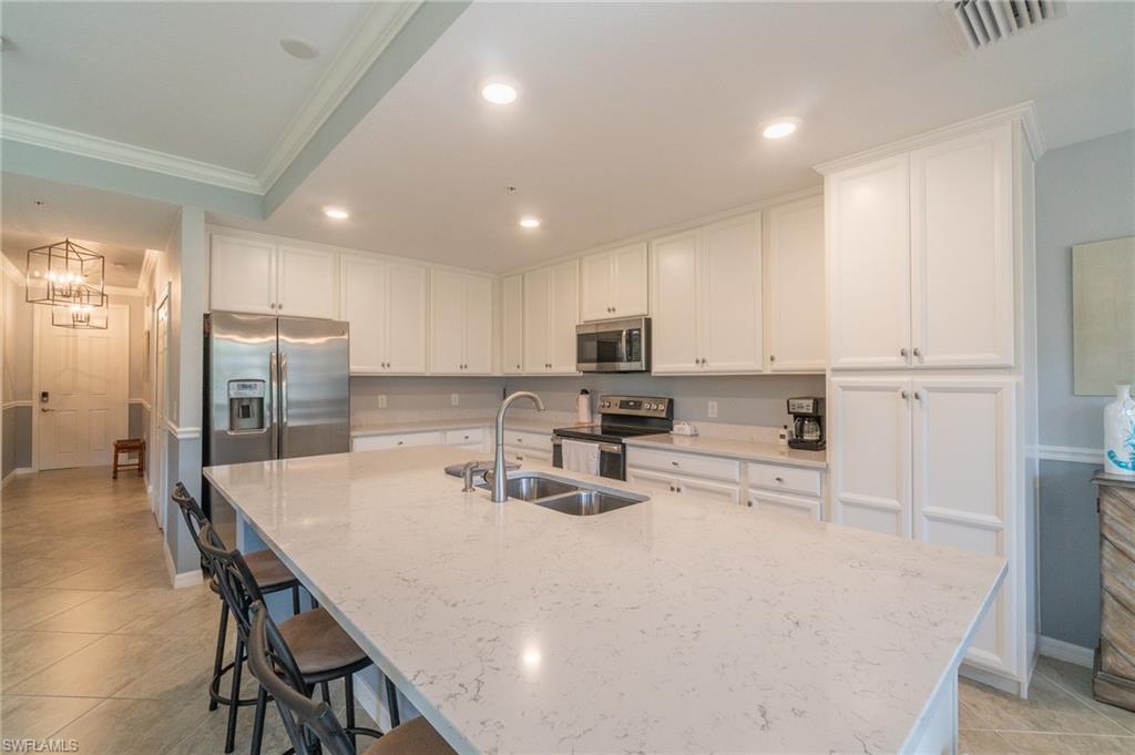 9590 Trevi Court, Unit 5317 Naples, FL 34113 - Photo 7 of 38