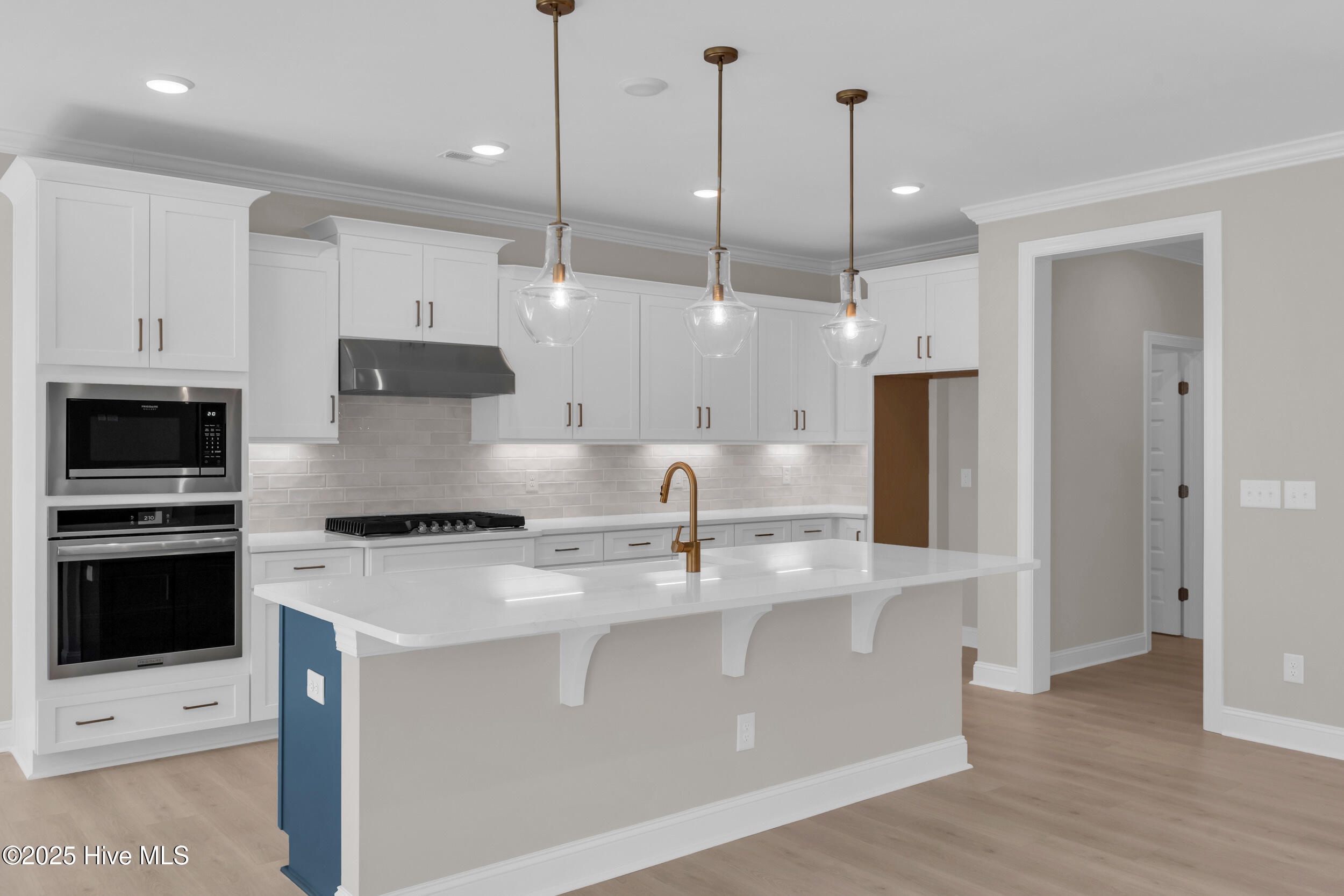 494 Sailor Sky Way, Unit 400 Hampstead, NC 28443 - Photo 11 of 55 10_494 sailor sky wy-00010