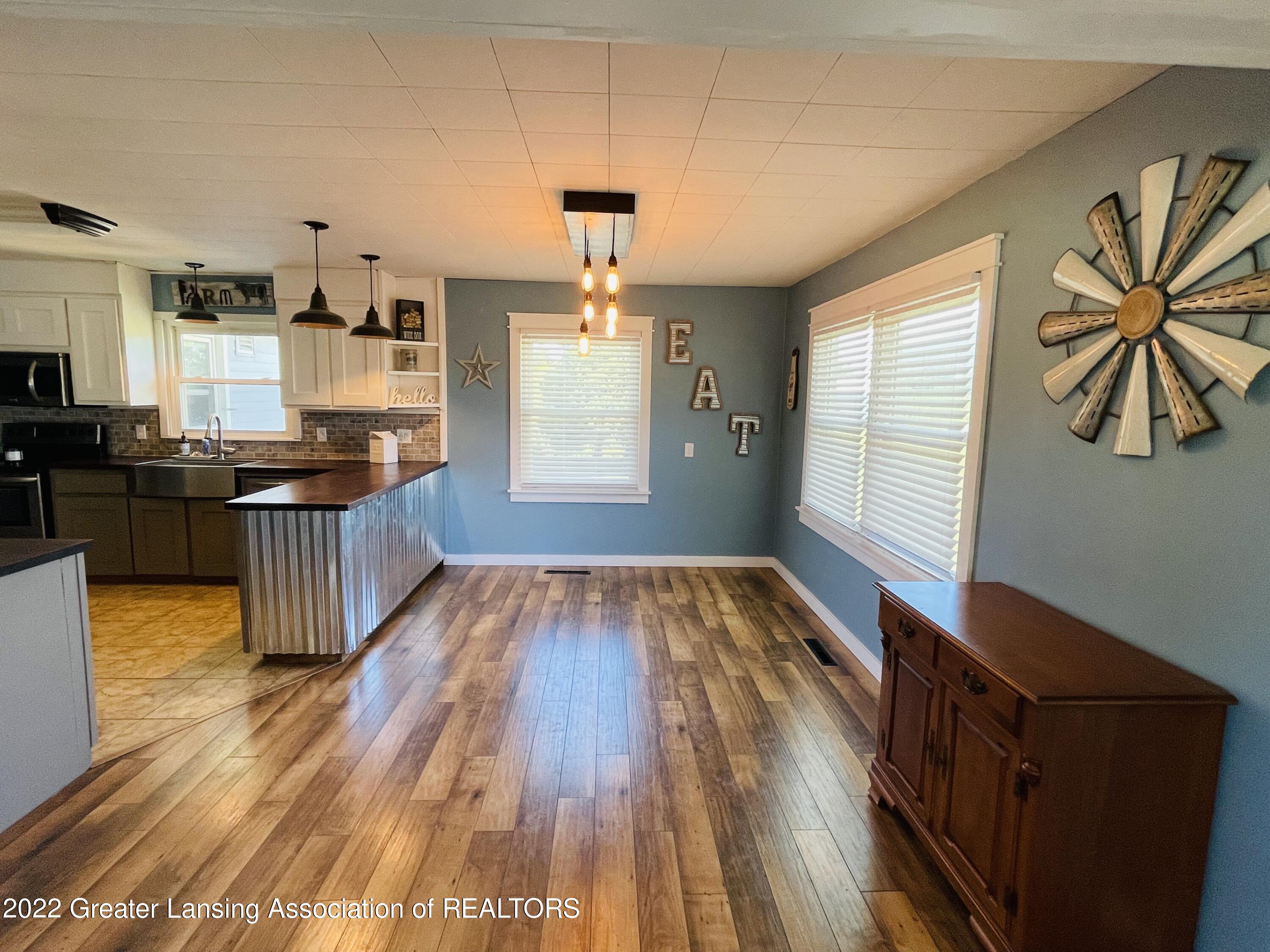 2425 East Howell Road Williamston, MI 48895 - Photo 11 of 26 Dining Room