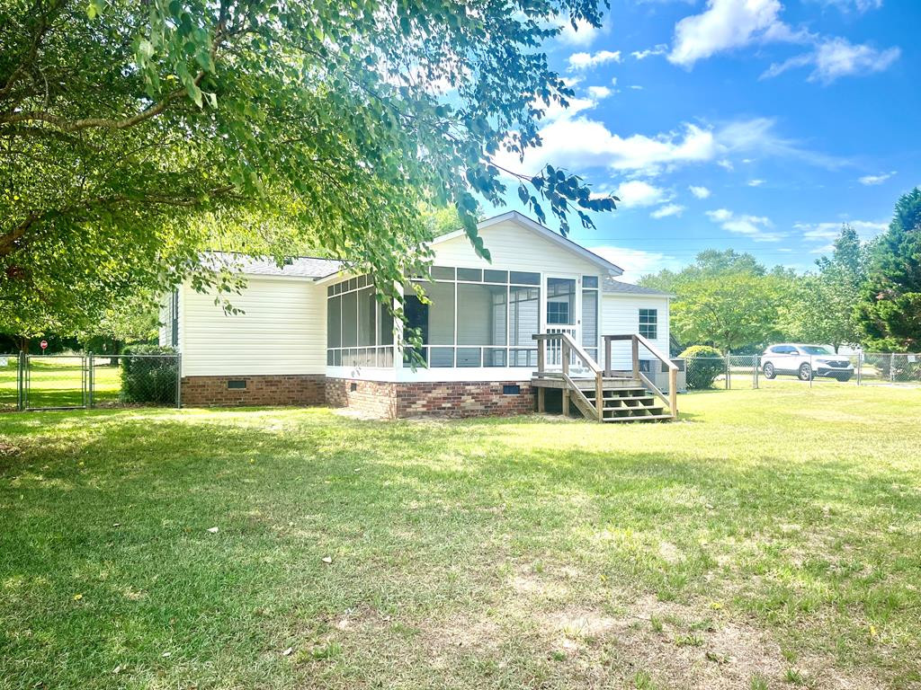 4005 Pond Loop Sumter, SC 29154 - Photo 6 of 41 Gallery Image 6
