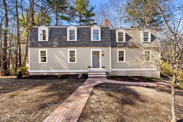 $1,999,000 | 11 Woodholm Road, Manchester, MA 01944