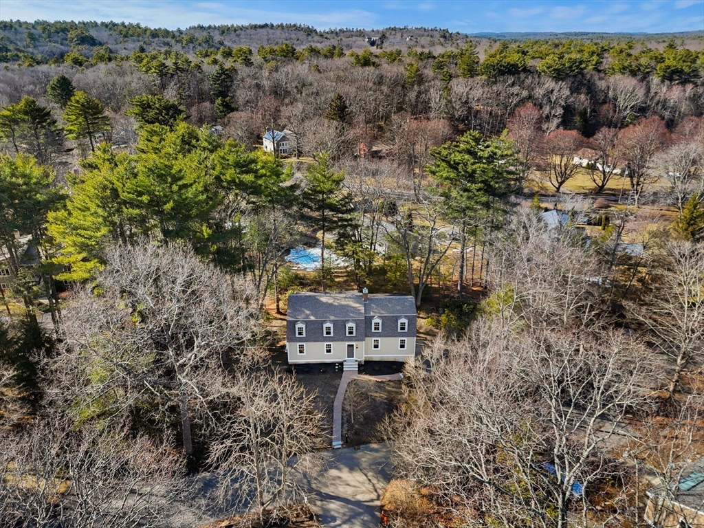 11 Woodholm Road Manchester, MA 01944 - Photo 4 of 42