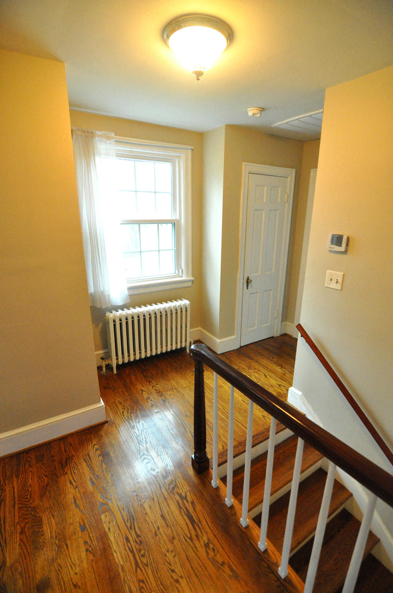 916 Kessler Mill Road Salem, VA 24153 - Photo 27 of 44 Upper Level landing