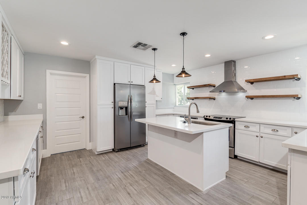 10 West Ocotillo Road Phoenix, AZ 85013 - Photo 2 of 28 07-Ocotillo