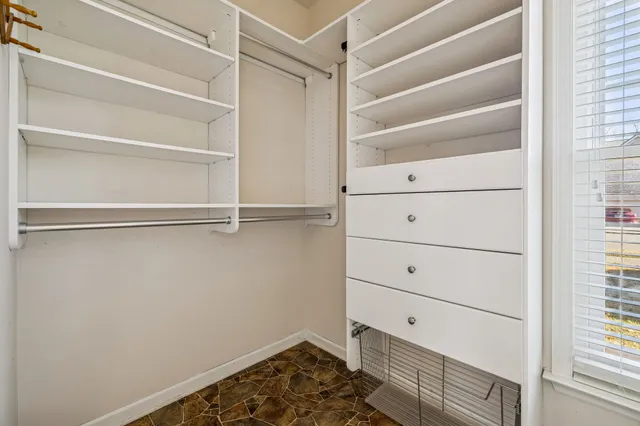 $639,000 | 3037 Brookview Forest Drive, Nashville, TN 37211