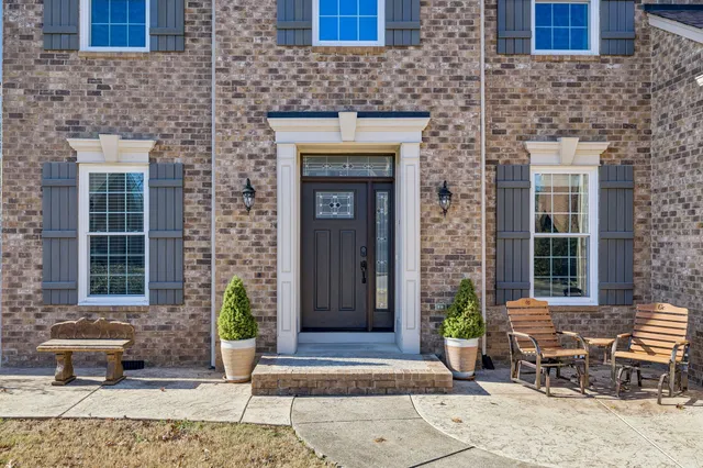 $639,000 | 3037 Brookview Forest Drive, Nashville, TN 37211