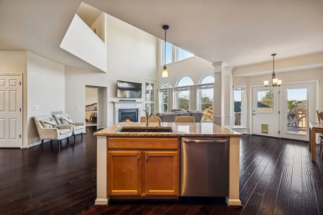 $639,000 | 3037 Brookview Forest Drive, Nashville, TN 37211