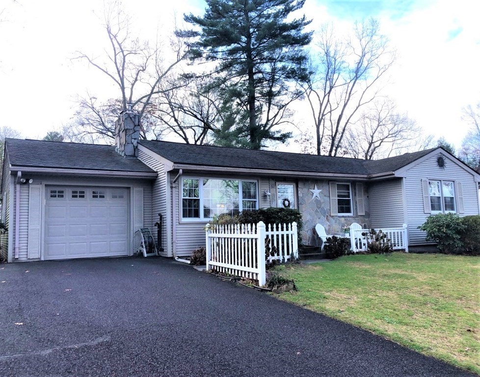 79 Lynebrook Road Springfield, MA 01118 - Photo 1 of 31 Gallery Image 1