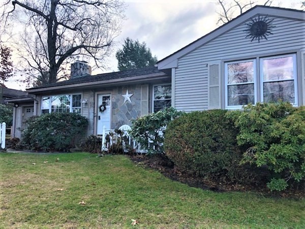 79 Lynebrook Road Springfield, MA 01118 - Photo 2 of 31 Gallery Image 2