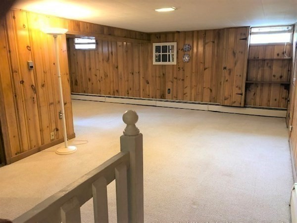 79 Lynebrook Road Springfield, MA 01118 - Photo 27 of 31 Gallery Image 27