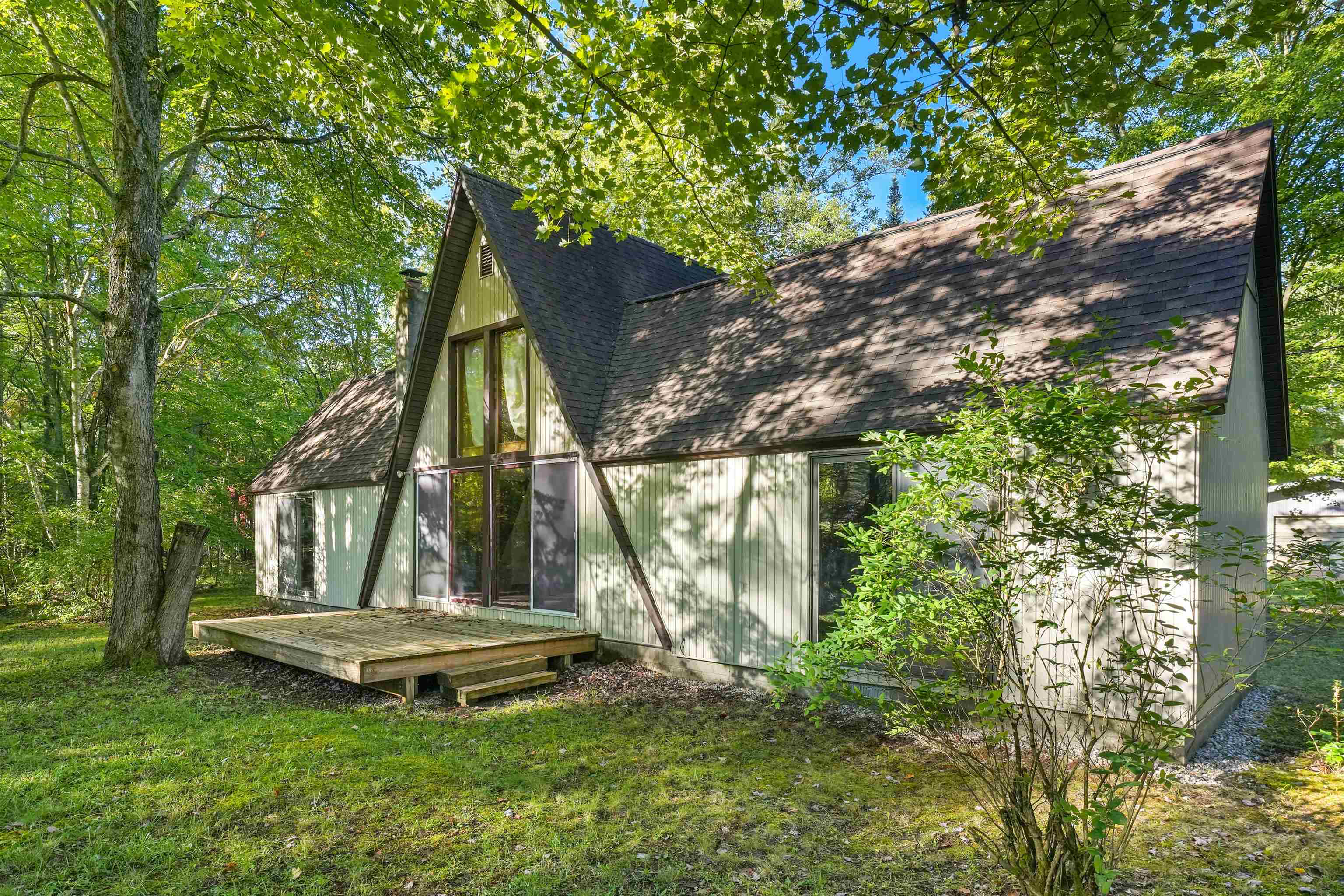 3876 South Lachance Rd Lake Lake City, MI 49651 - Photo 2 of 33