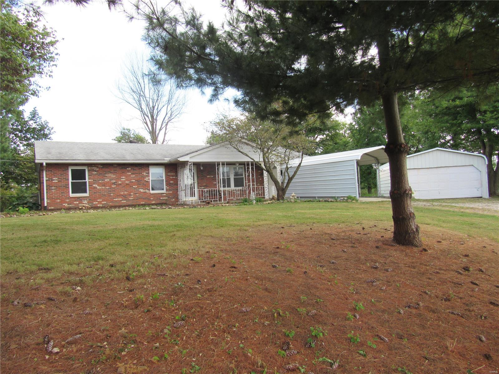15886 Bartlett Road Dow, IL 62022 - Photo 2 of 38