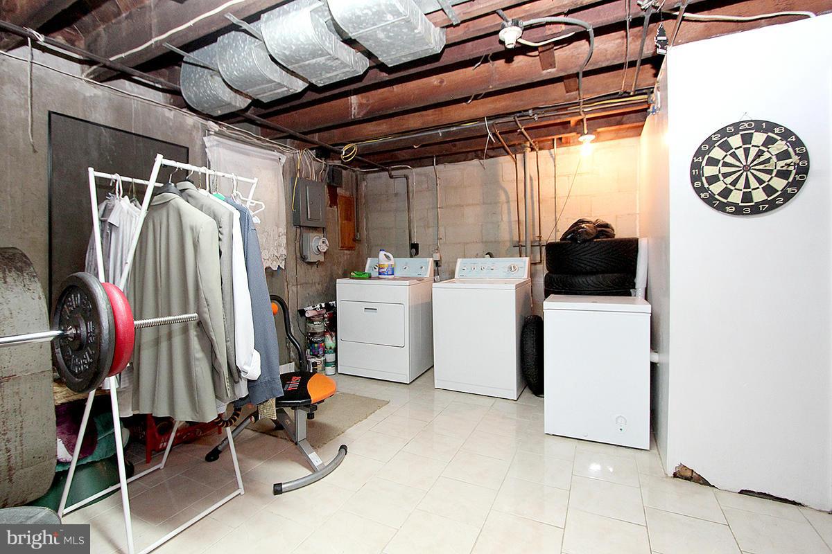 2031 Ramblewood Road Baltimore, MD 21239 - Photo 26 of 29 Basement