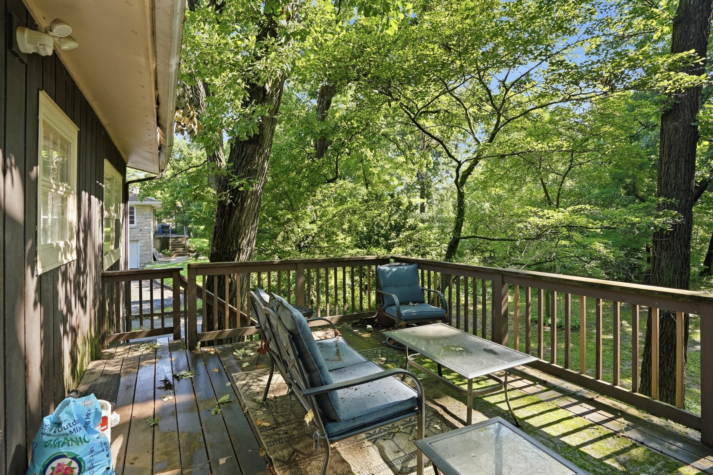 2835 Hart Street Dyer, IN 46311 - Photo 11 of 15 2500x1667