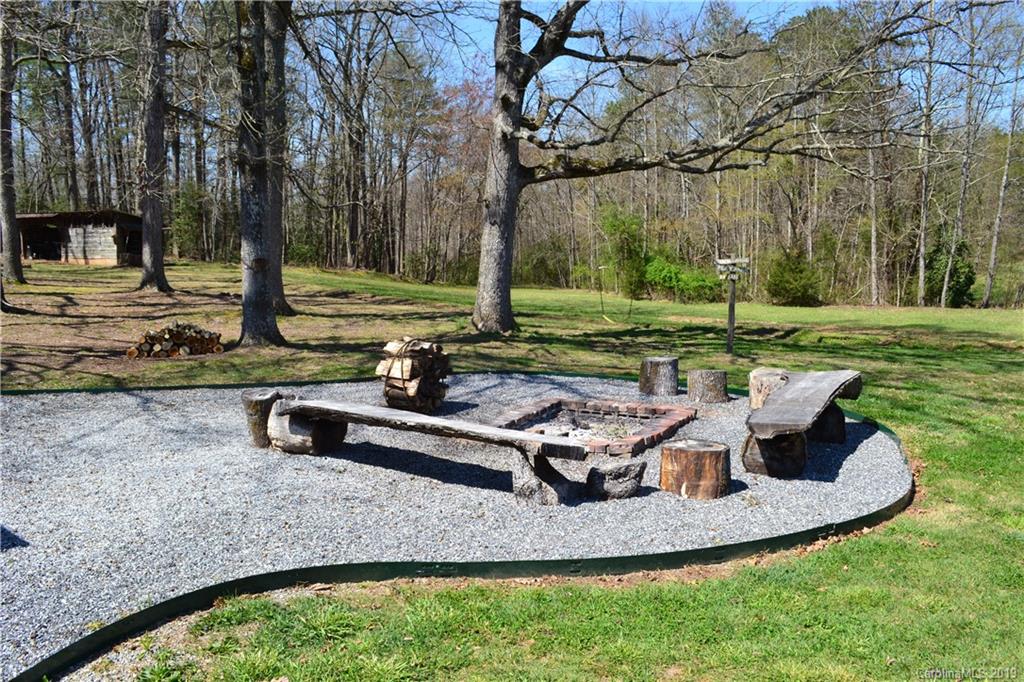 1708 Bethel Road Morganton, NC 28655 - Photo 5 of 23
