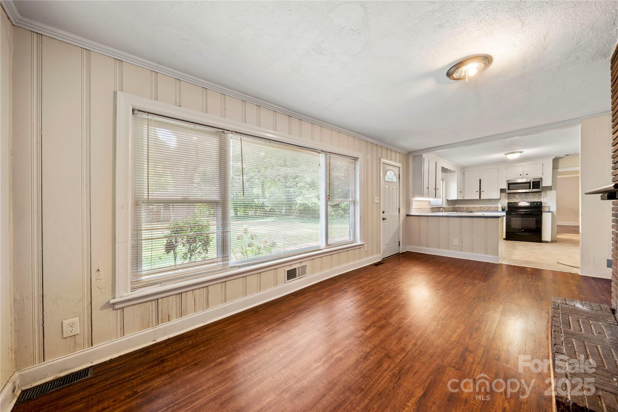 7010 Monroe Road Charlotte, NC 28212 - Photo 8 of 31
