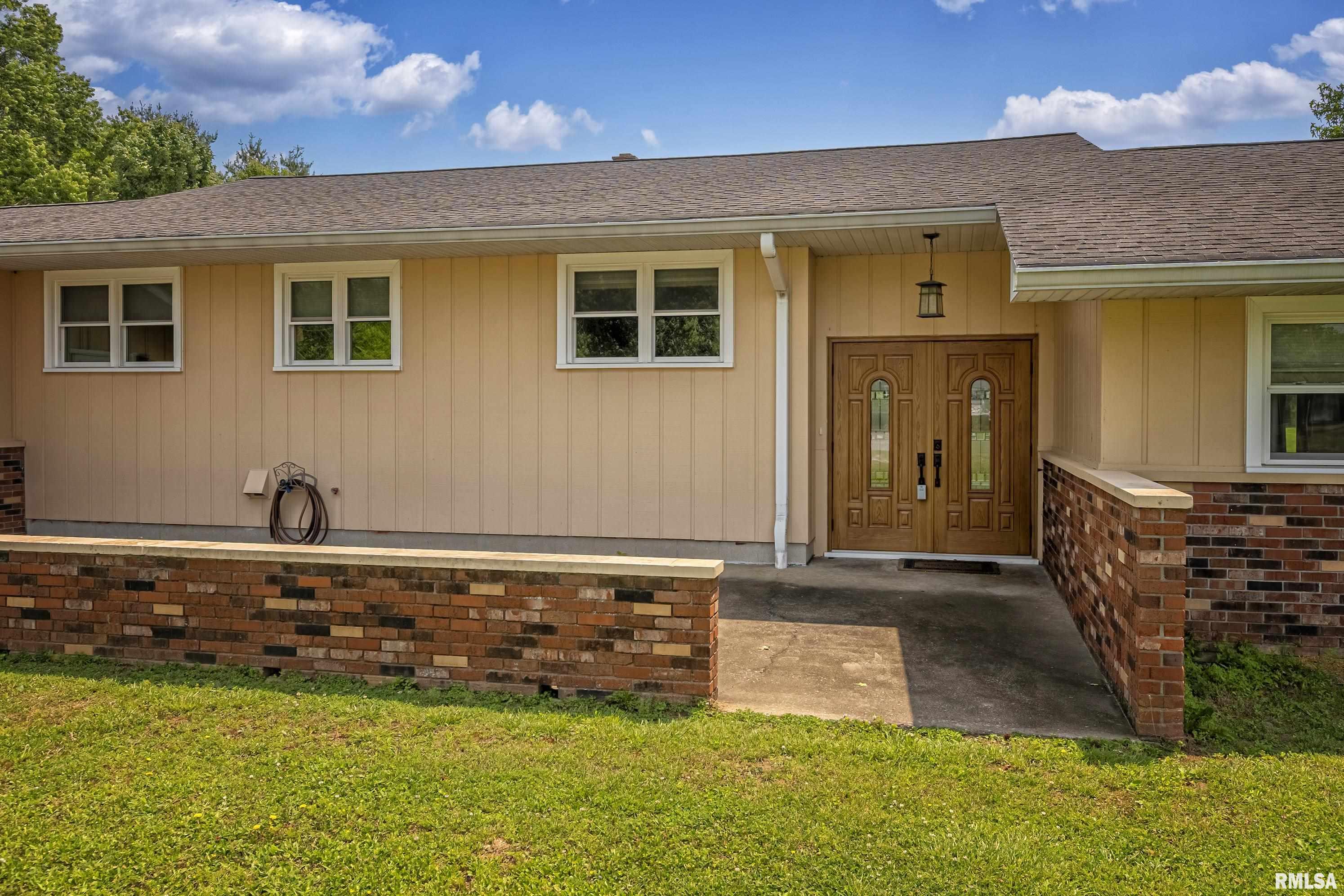 9784 Highway 127 Murphysboro, IL 62966 - Photo 5 of 59