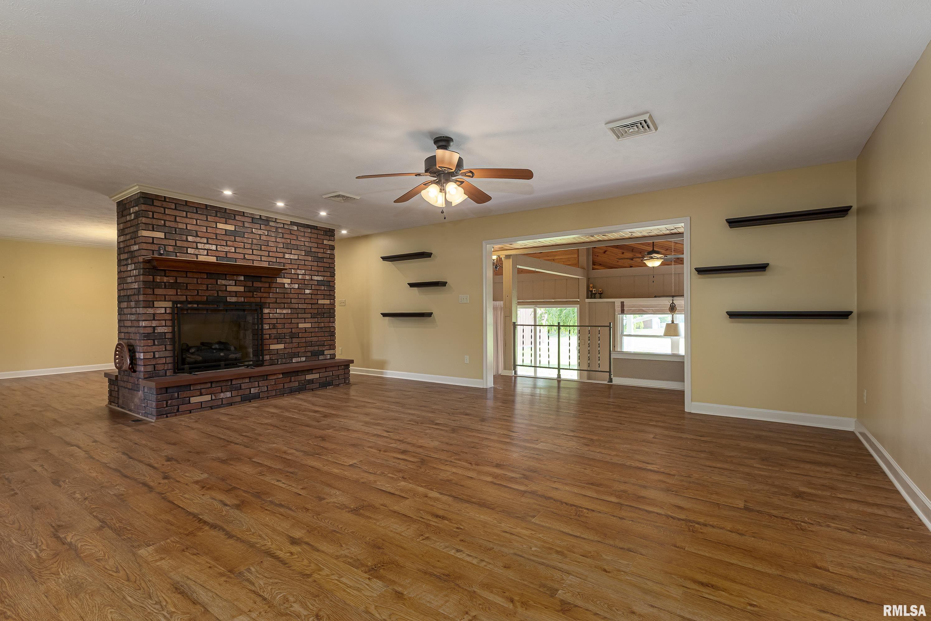 9784 Highway 127 Murphysboro, IL 62966 - Photo 8 of 59