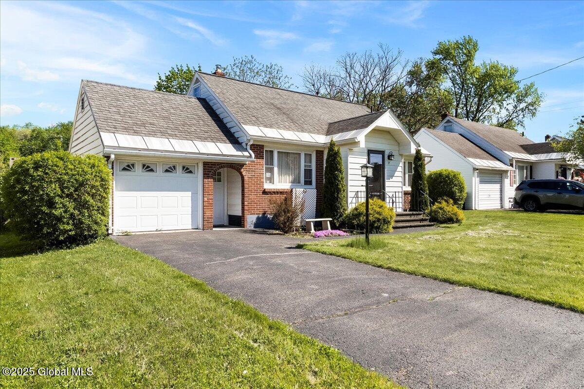 17 Ruby Boulevard Glenville, NY 12302 - Photo 2 of 36 34-IMG_0860