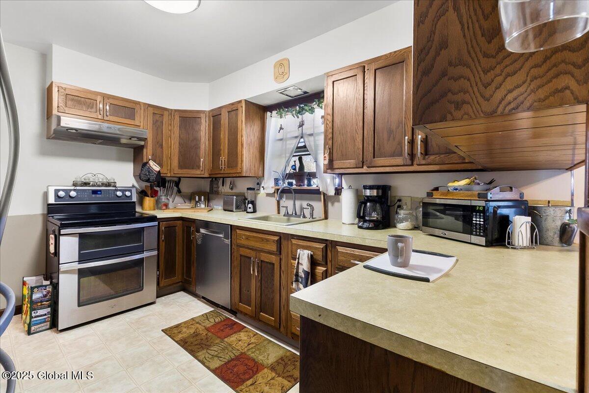 17 Ruby Boulevard Glenville, NY 12302 - Photo 10 of 36 12-IMG_0687