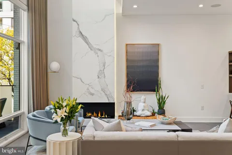 $2,850,000 | 1646 Carlton Street, Philadelphia, PA 19103