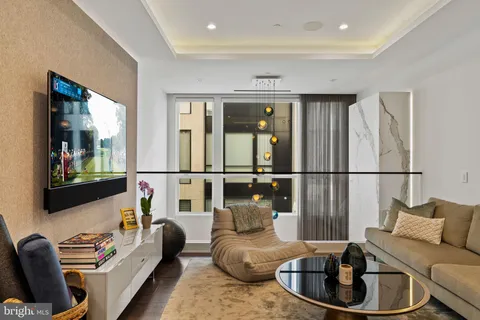 $2,850,000 | 1646 Carlton Street, Philadelphia, PA 19103