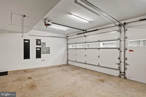 $2,850,000 | 1646 Carlton Street, Philadelphia, PA 19103