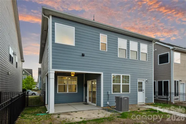$815,000 | 7026 Walnut Branch Lane, Charlotte, NC 28277