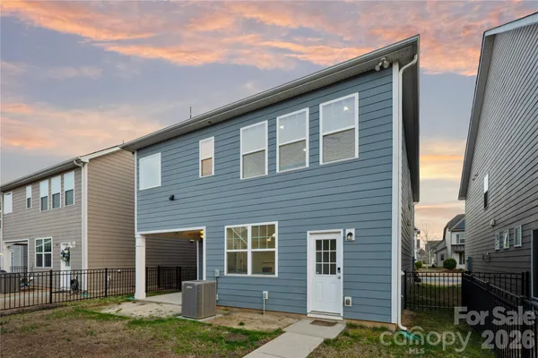 $815,000 | 7026 Walnut Branch Lane, Charlotte, NC 28277
