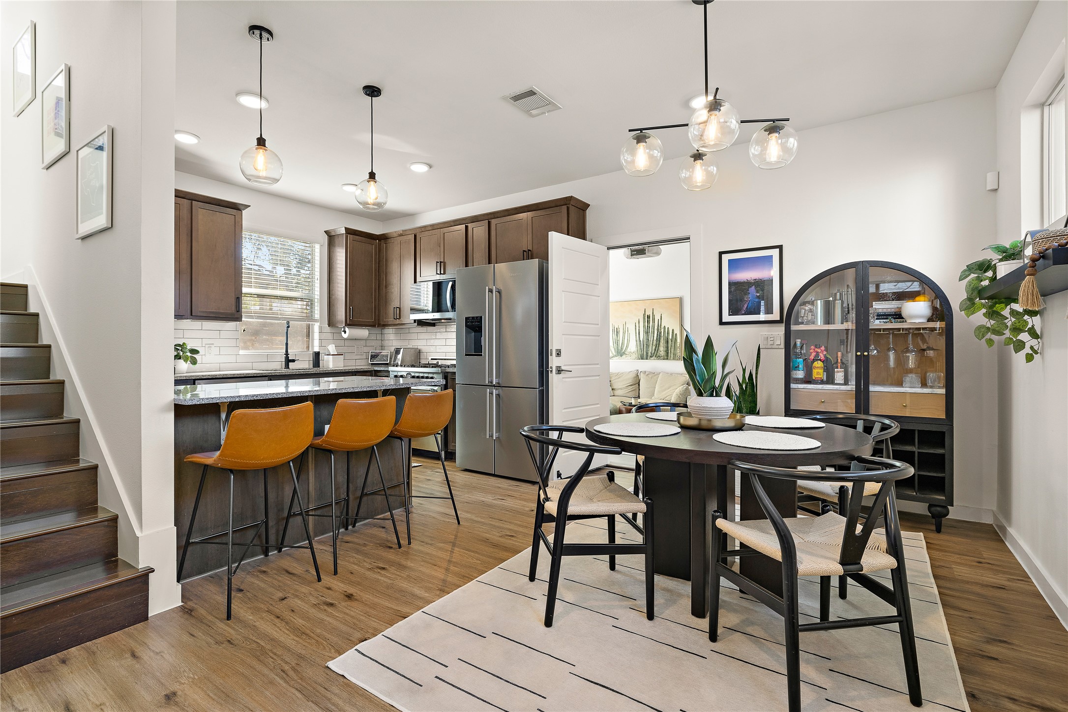 1402 Singleton Avenue, Unit B Austin, TX 78702 - Photo 23 of 25 Open floor plan
