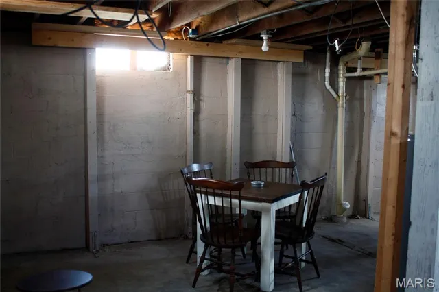 $71,500 | 502 Snedeker Street, Jerseyville, IL 62052