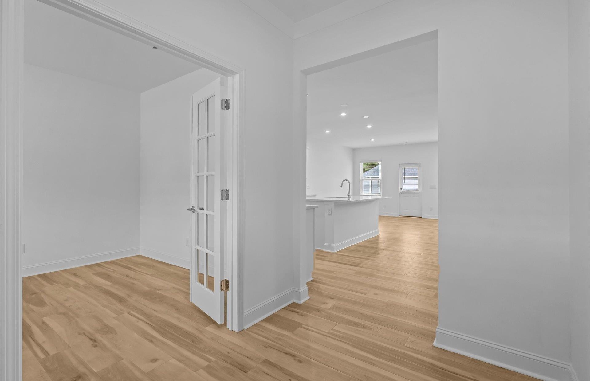 1315 Willow Ridge Way Spartanburg, SC 29307 - Photo 4 of 30 Gallery Image 4