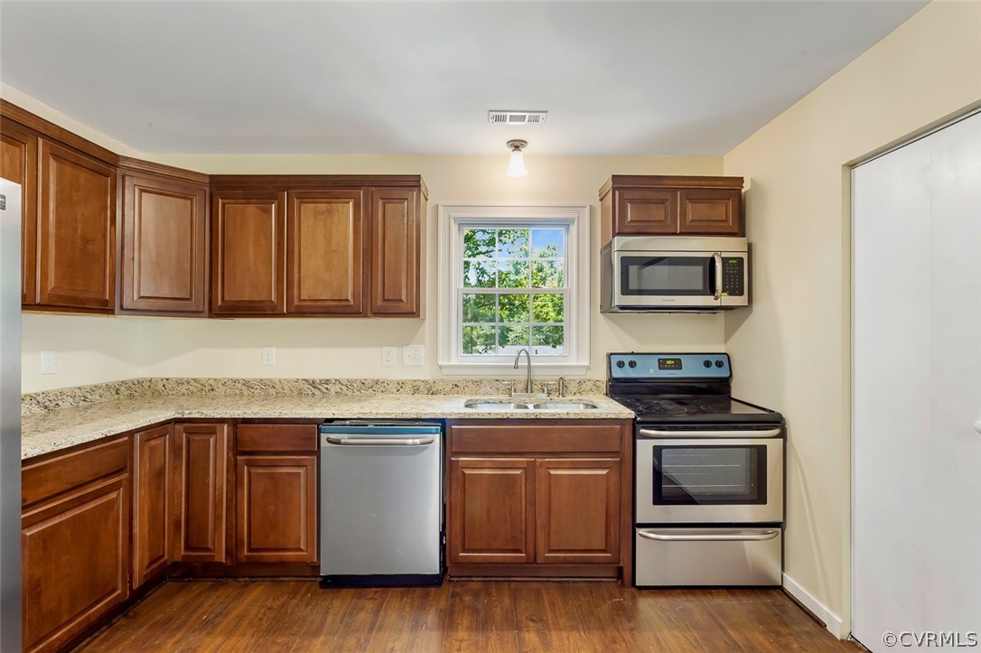5103 Reids Pointe Road Glen Allen, VA 23060 - Photo 8 of 17 Gallery Image 8