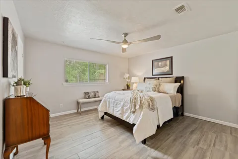 $214,900 | 12118 Quail Hollow Lane, Pinehurst, TX 77362