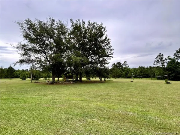$335,000 | 255 Calvin Shirley Road, Deridder, LA 70634
