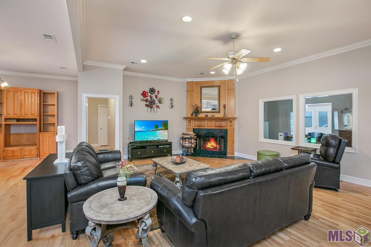 5332 Hickory Ridge Boulevard Baton Rouge, LA 70817 - Photo 7 of 26 Gallery Image 7