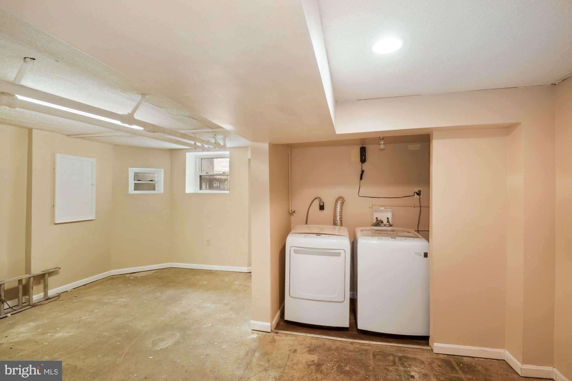 638 Rock Creek Church Road Northwest Washington, DC 20010 - Photo 32 of 39 Laundry Area