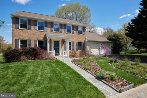 $785,000 | 7401 Mahaska Drive, Rockville, MD 20855