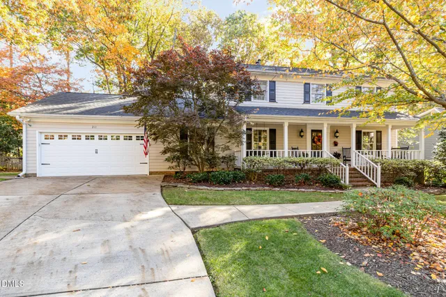 $575,000 | 211 Leckford Way, Cary, NC 27513