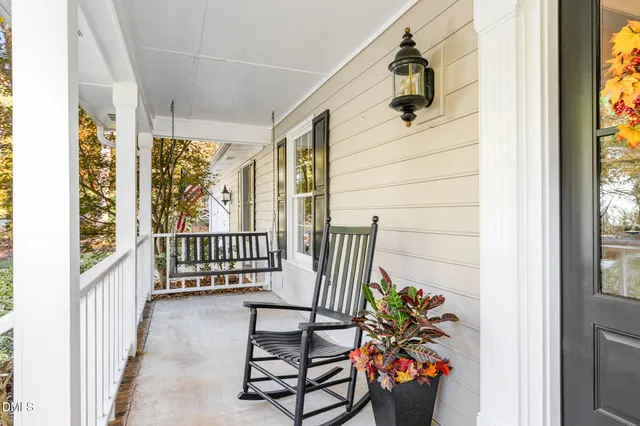$575,000 | 211 Leckford Way, Cary, NC 27513