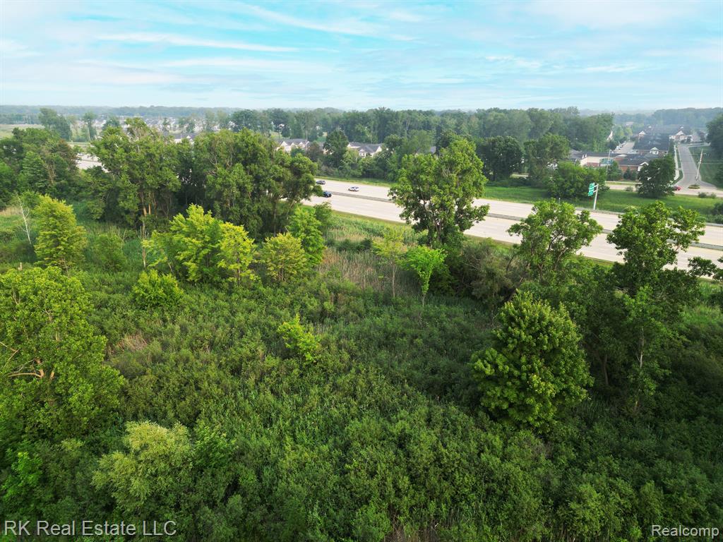 2821 West Utica Road Utica, MI 48317 - Photo 38 of 43