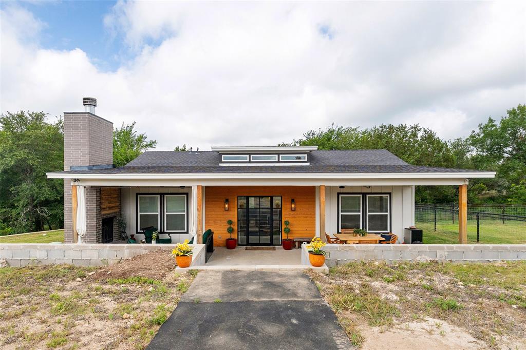 4092 Overlook Way Weatherford, TX 76085 - Photo 2 of 36