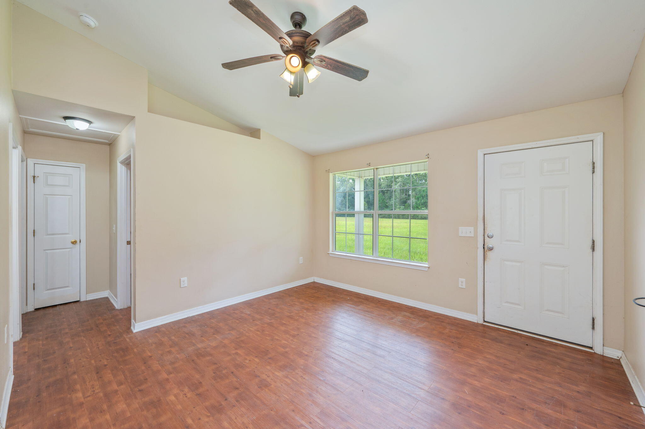 10406 Double R Ranch Road Holt, FL 32564 - Photo 11 of 33 1000057986