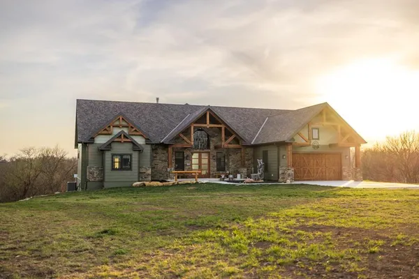 $2,325,000 | 17710 Southwest 31st Road, De Kalb, MO 64440