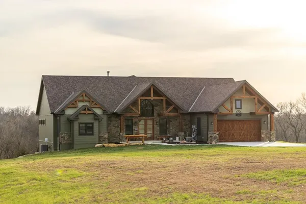 $2,325,000 | 17710 Southwest 31st Road, De Kalb, MO 64440